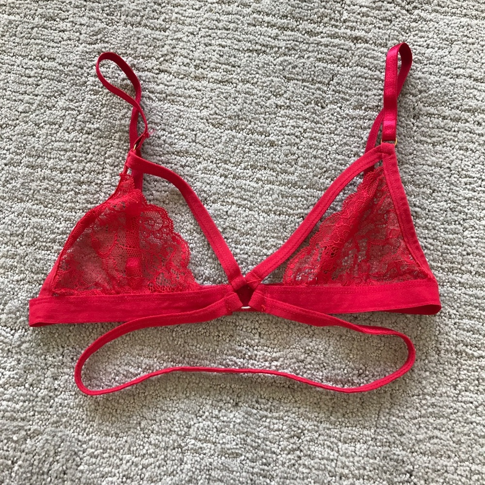 Urban Outfitters bra